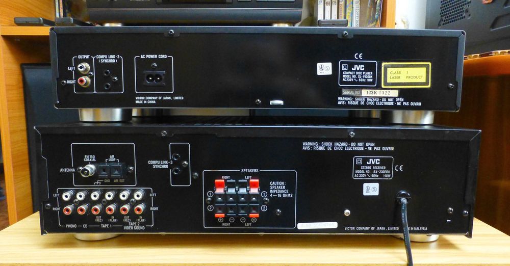 Amplituner si CD player JVC