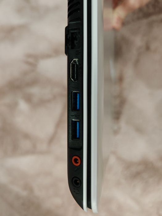 Laptop Sony Vaio ssd512 8gb ram