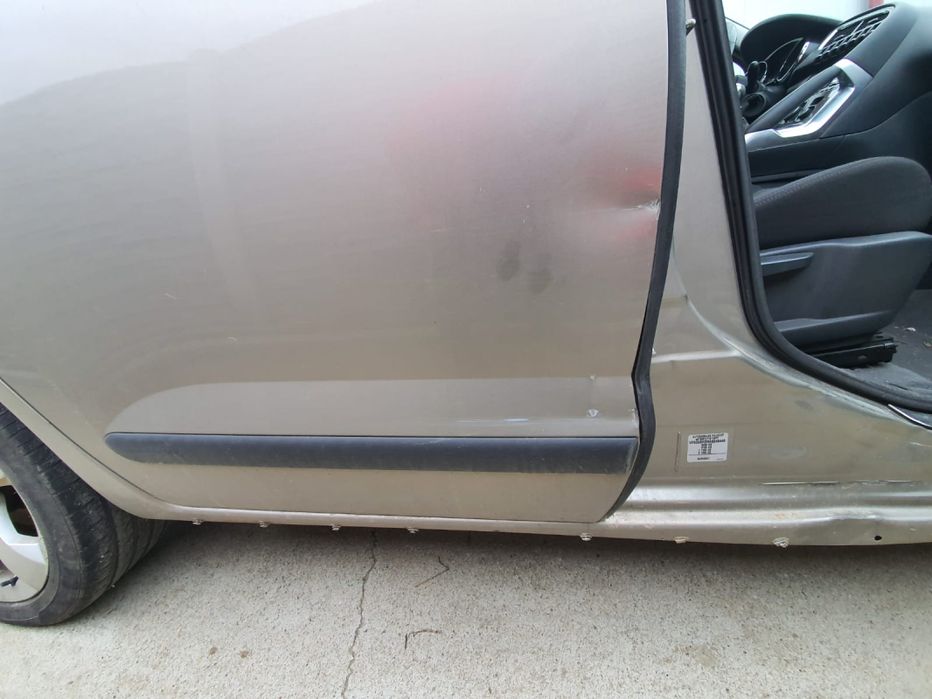 Usa Peugeot 3008 D.sp Cu Defect