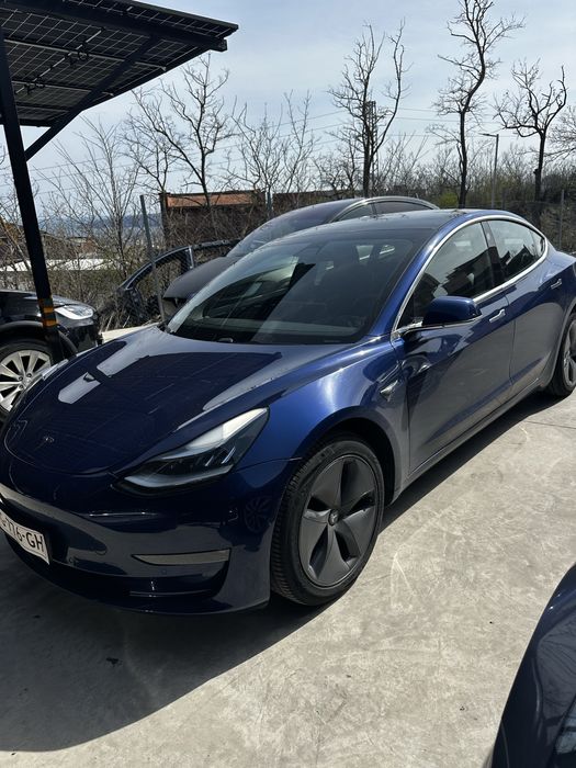 Автомобили под наем