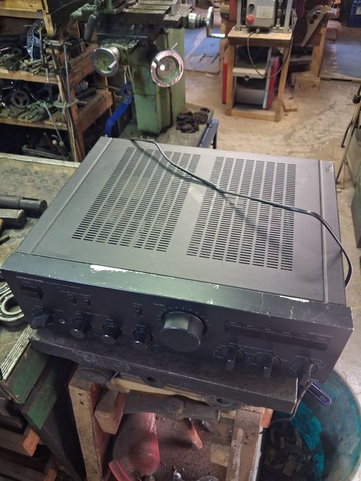 Усилвател ONKYO Integria