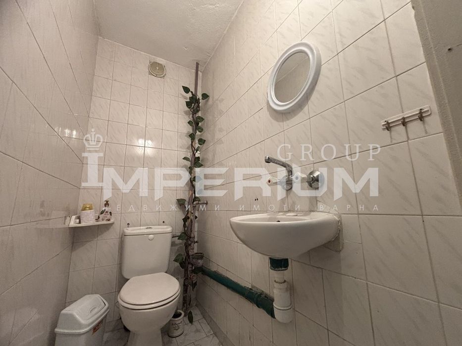 Дава се под наем Тристаен апартамент в Варна, Лятно кино Тракия - 80 кв.м за 612 € - Снимка #12