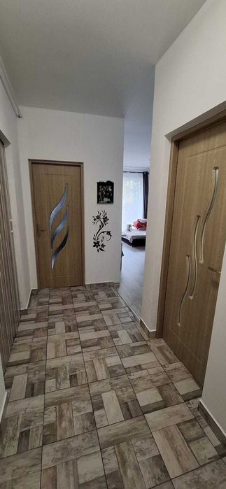 Persoană fizică vând apartament cu 2 camere în Florești,str Abatorului