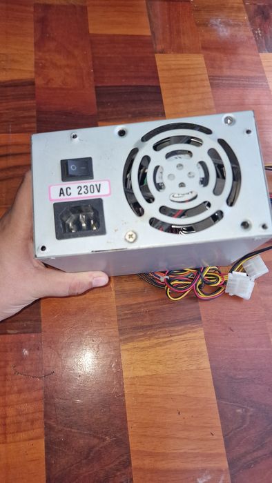 Sursă 500W 24pini