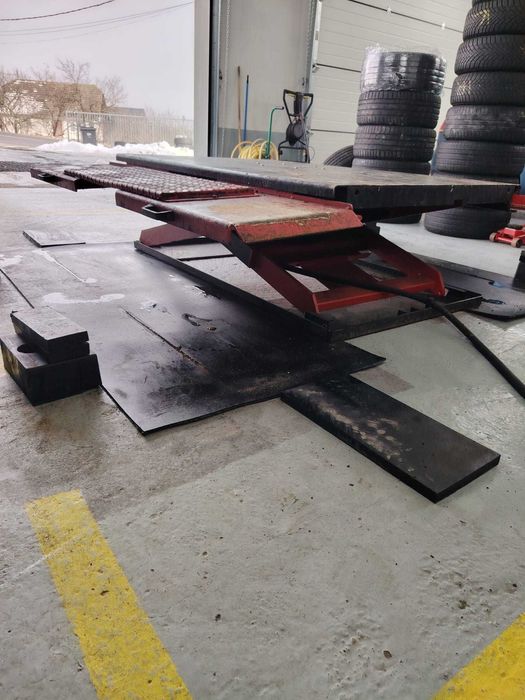 Elevator pneumatic vulcanizare