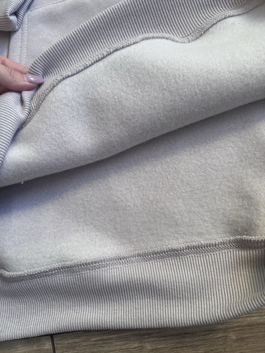 Топъл суитшърт/ гирнище ново