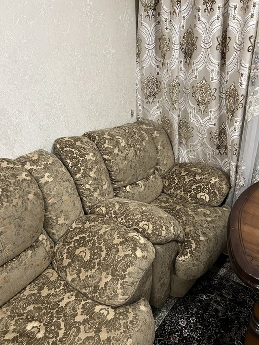 Продам диван в хорошем состоянии