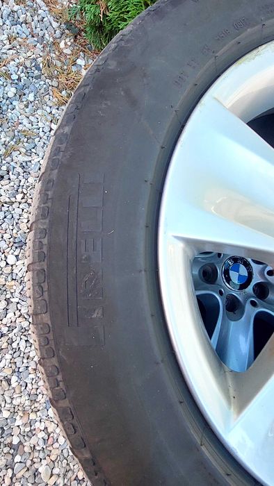 Jante Bmw Oem r17 echipate cu anvelope de iarna Pirelli!