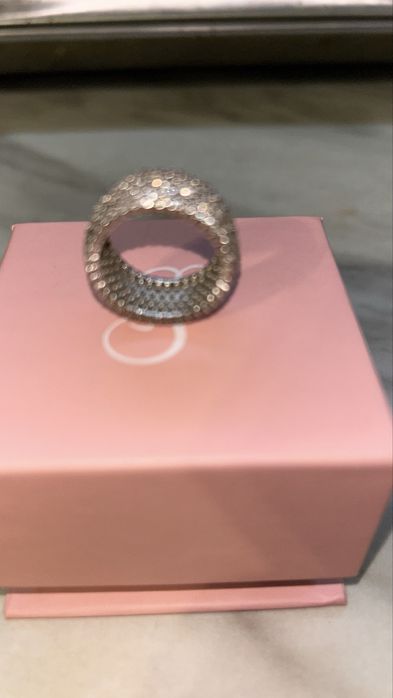 Сребърен пръстен с цирконий