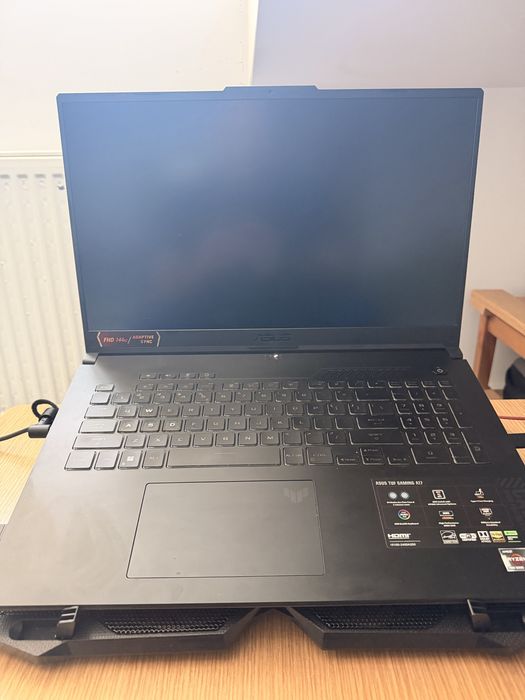 ASUS TUF Gaming A17 – Ryzen 7 / RTX 4050 / 16GB RAM / 144Hz
