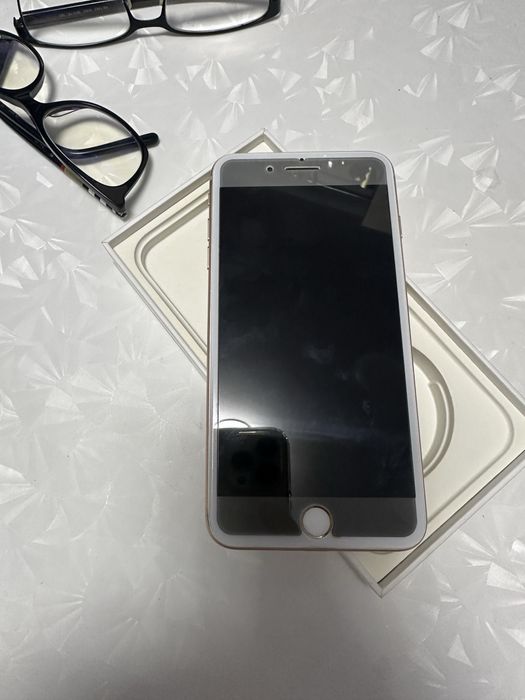Vand iphone 12 si 7plus