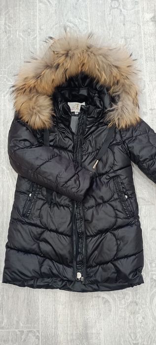Зимняя куртка на девочку