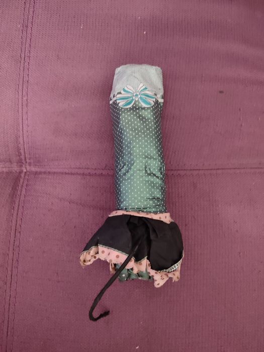 Зонт в хорошем состоянии