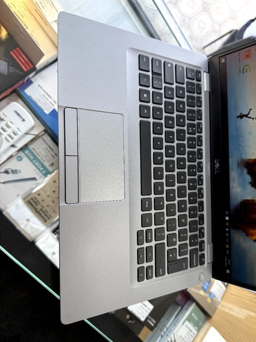 Ноутбук Dell сенсорный