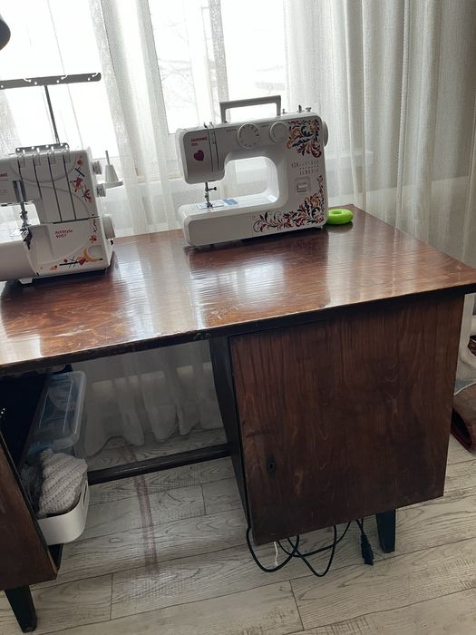 Продам письменный стол