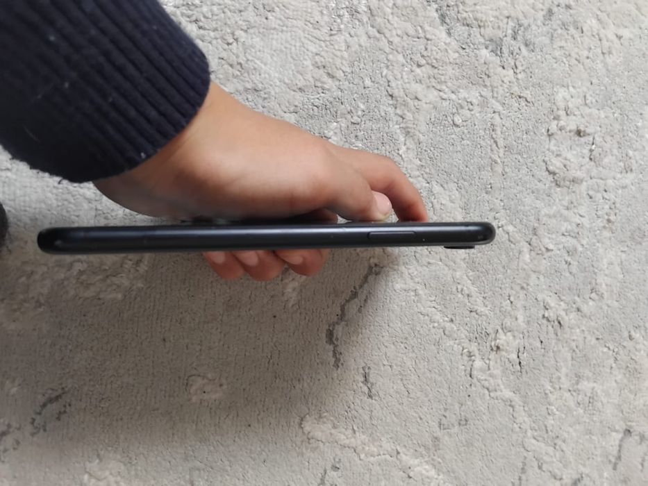 Айфон хр хороший сост