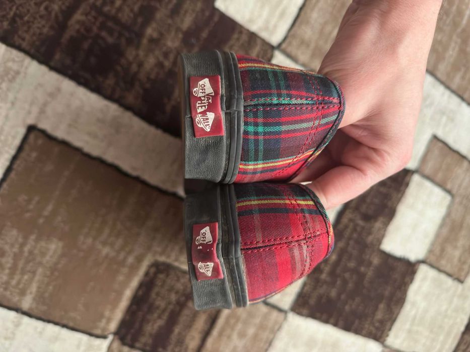 VANS Authentic .