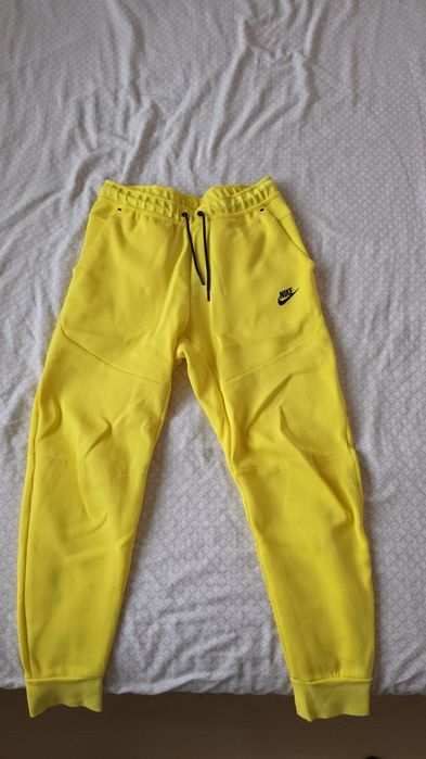 Оригинално долнище Nike