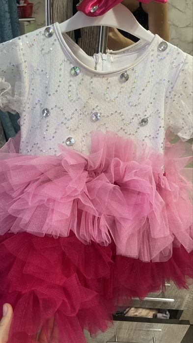 Продам детское платье