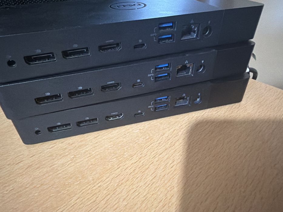 Lot 3 bucati dock station Dell diferite modele perfect functionale