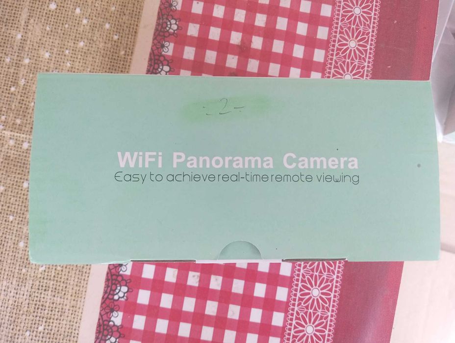 Două camere wifi tip bec