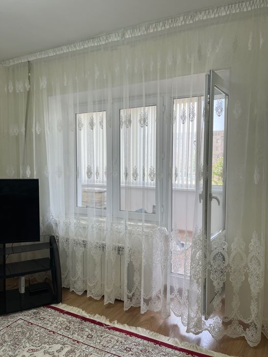 Шторы для зала прозрачные с узорами