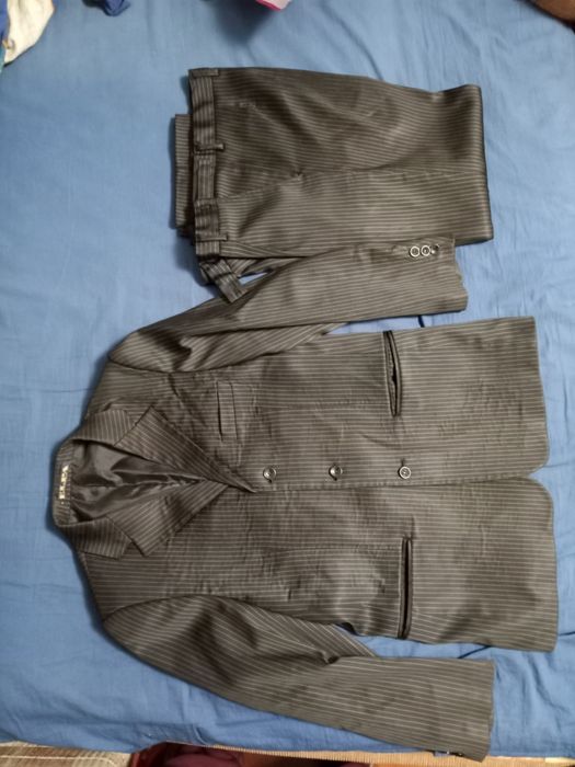 Продам костюм на мальчика