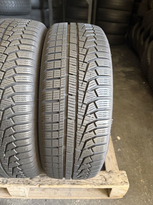 2 anvelope iarna 205/60/16 Hankook 7 mm!