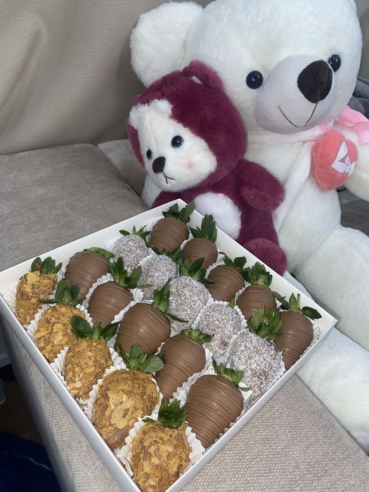 Клубника в шоколаде Алматы