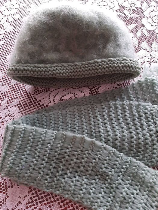 Дамски зимни плетени шапки с шал