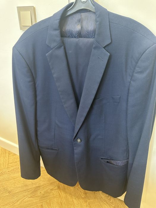 Костюм с бюками.