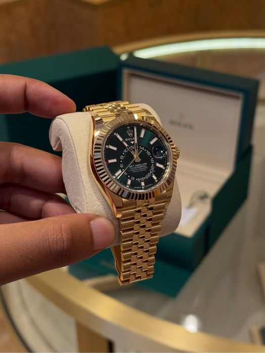 Rolex Sky-Dweller Jubilee Green Money Dial Gold 18k