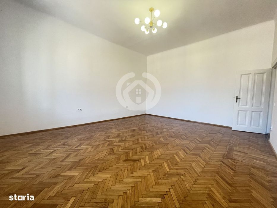 Apartament renovat in Centrul Sibiului | Str. Mitropoliei | Disponibil — fotografia 3
