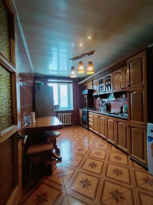 Продаётся 4х комнатная квартира