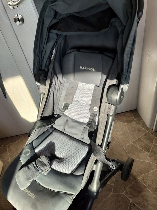 Maxi Cosi Lara лятна бебешка количка