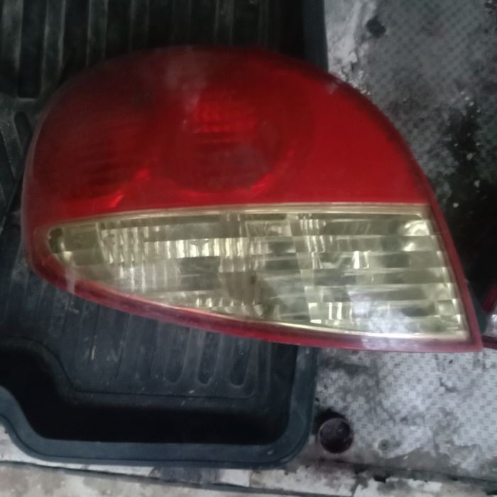 Продам задние фары от матиза