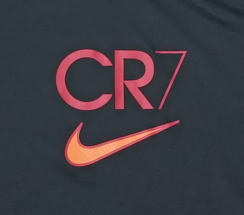 Nike DRI-FIT CR7 Tee оригинална тениска ръст 147-158см Найк спорт фланелка