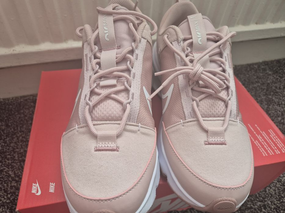 Adidasi air max intrlk