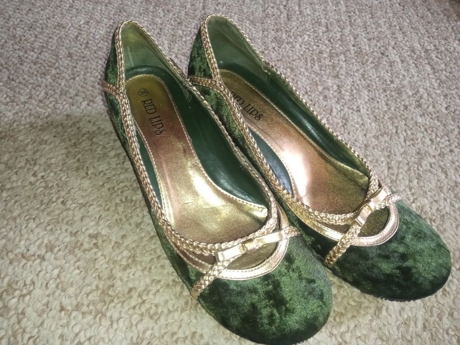 Pantofi catifea măsură 36