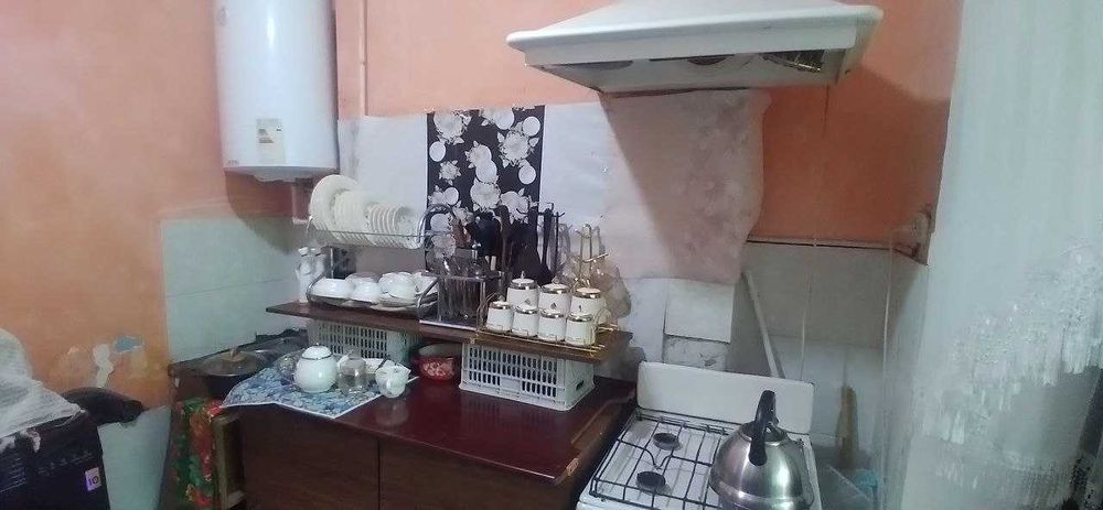Продаётся дом 2х комнатный на третьем этаже