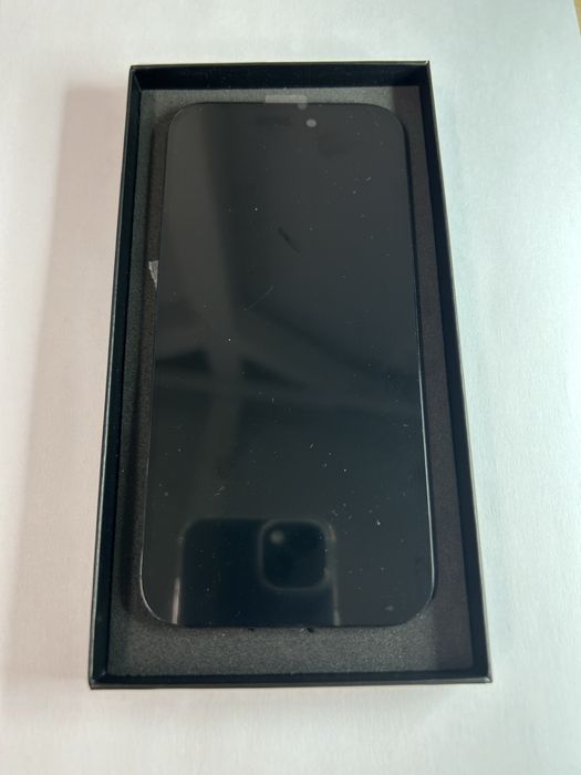 Display iPhone 15