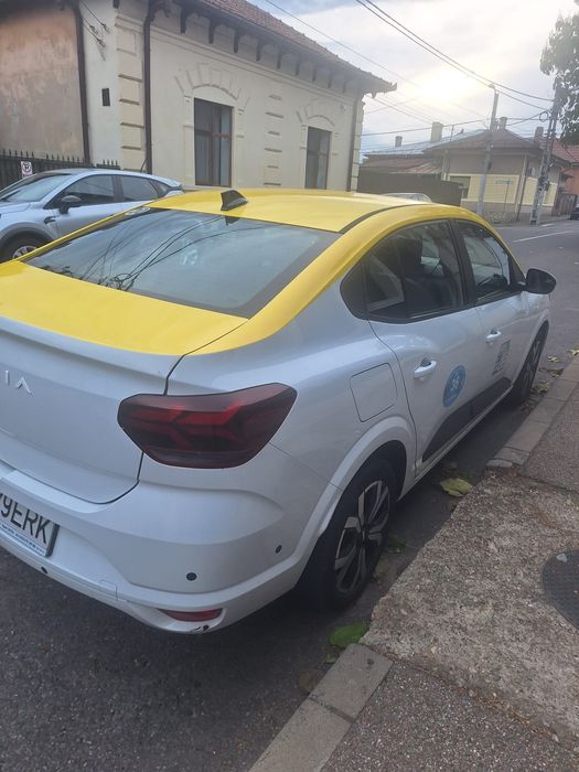 Vând Logan 3 2024 full, 63000km