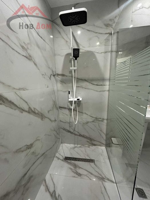 Просторен тристаен в кв. Акация