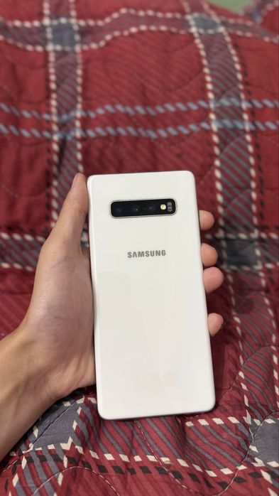 Samsung S10 plus 128/8gb, полный комплект