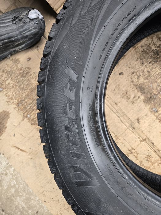 Пара шина 215×70×16 зима