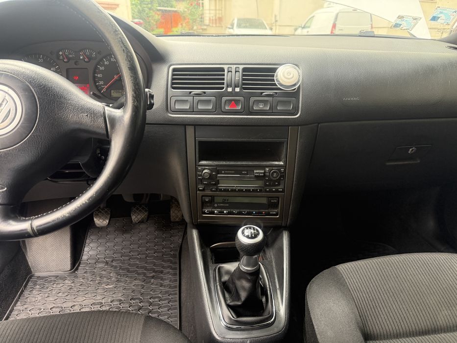 Volkswagen BORA 1.9 TDI ALH Unic Proprietar de NOUA - SCHIMB cu Retro