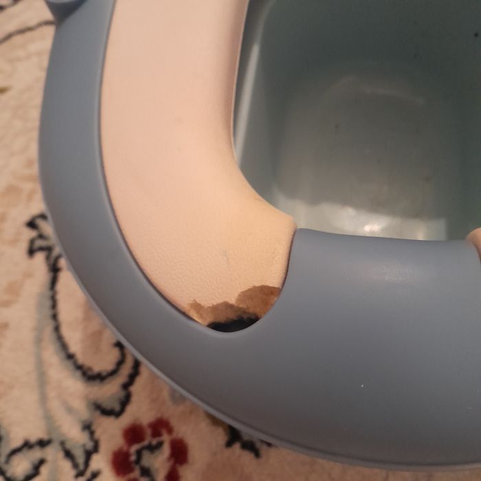 Продам дет горшок 2000тг