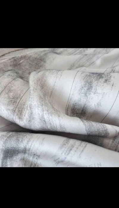 Pantaloni evazați/largi