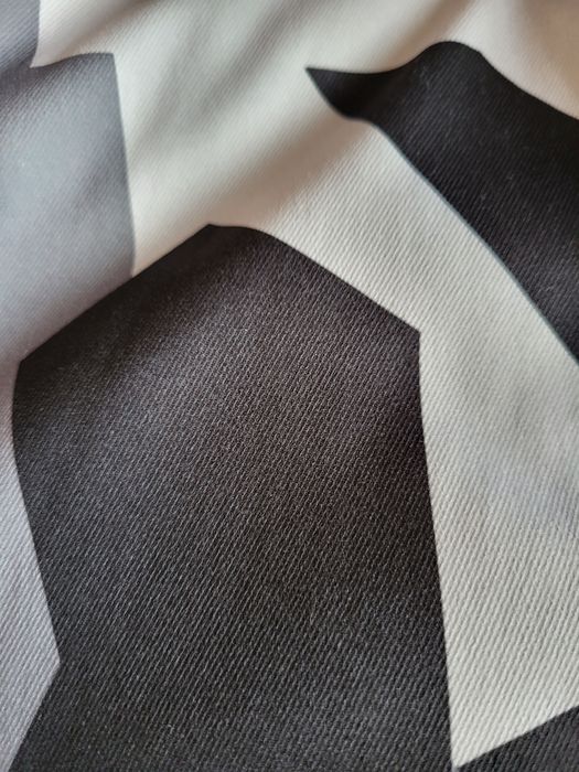 Продам новую ветровку