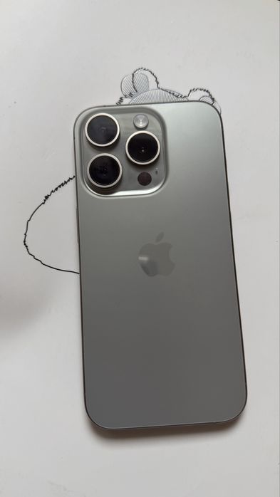 Iphone 15 pro 128 gb in stare foarte buna